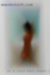 I'm a laid-back women chill type of chick from Monroe MI.